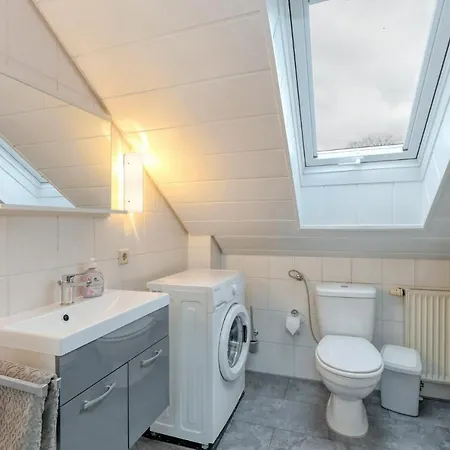 Seepark Kirchheim Bei Anne Mit Sauna Holiday home *