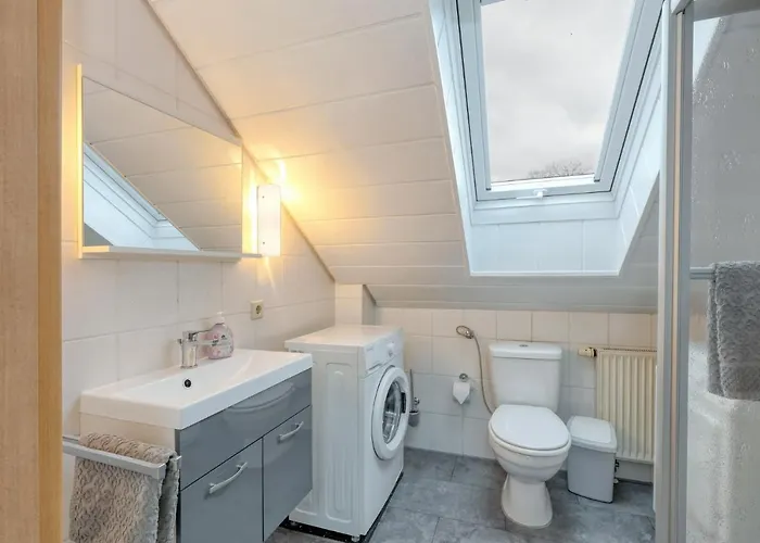 Seepark Bei Anne Mit Sauna Semesterbostad *